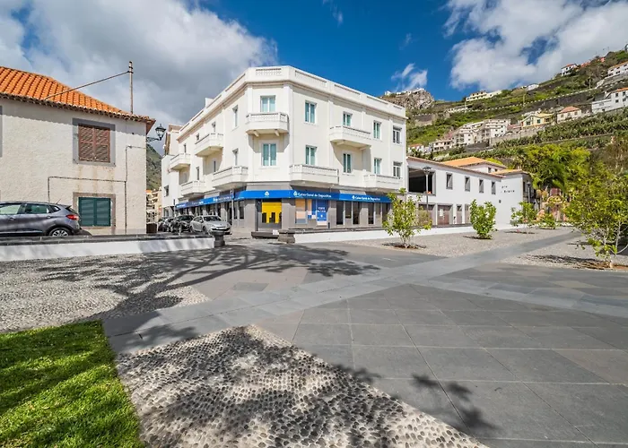 Reis By Kaamah Apartament